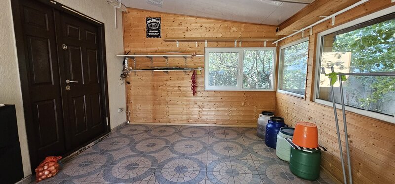 Popesti, Sfantul Gheorghe casa individuala